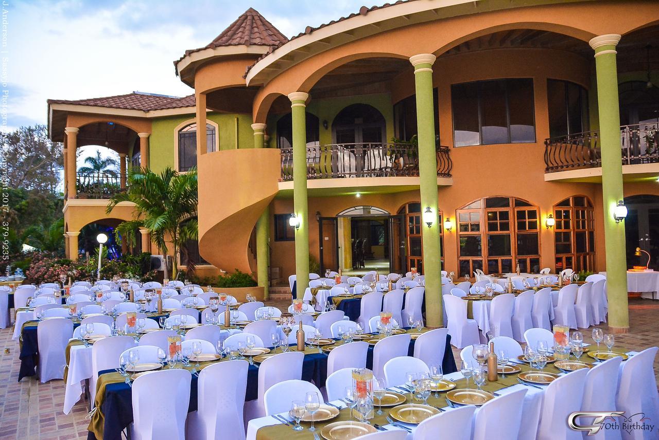 Milbrooks Resort Бухта Монтего Экстерьер фото