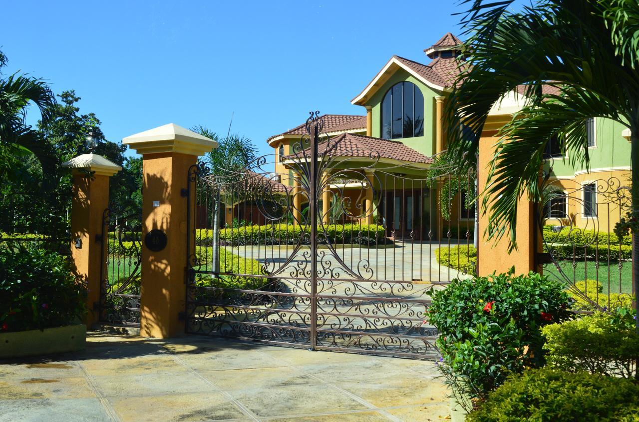 Milbrooks Resort Бухта Монтего Экстерьер фото