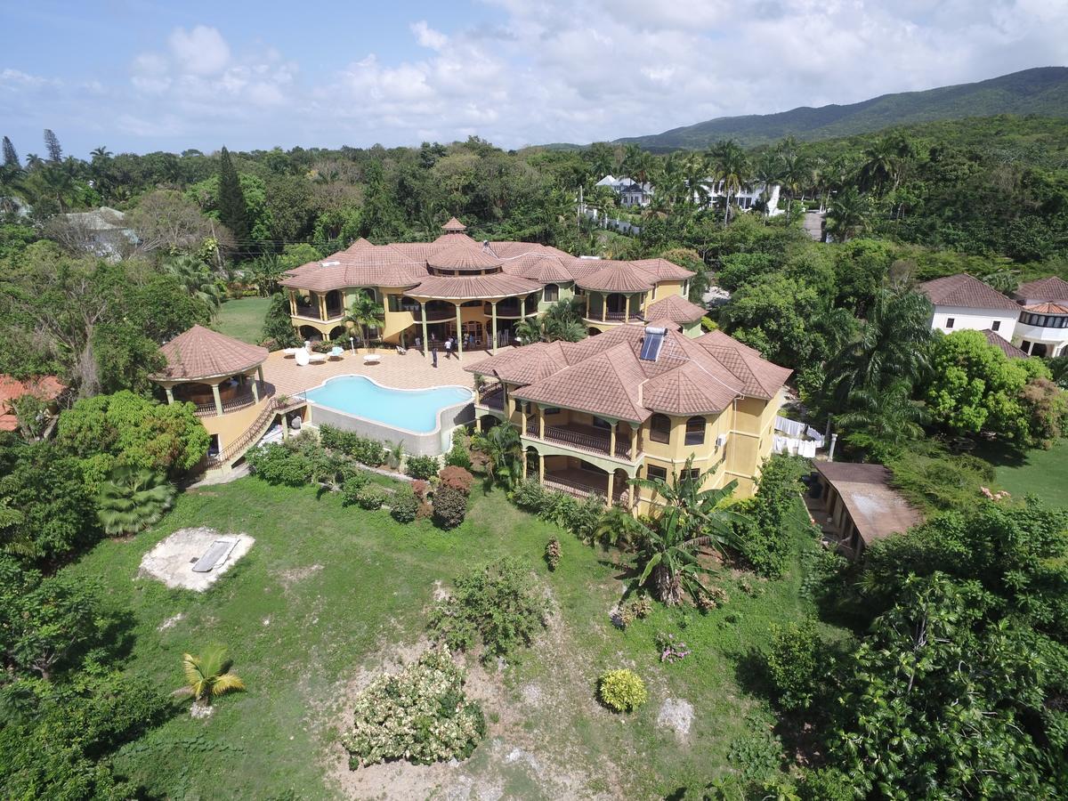 Milbrooks Resort Бухта Монтего Экстерьер фото